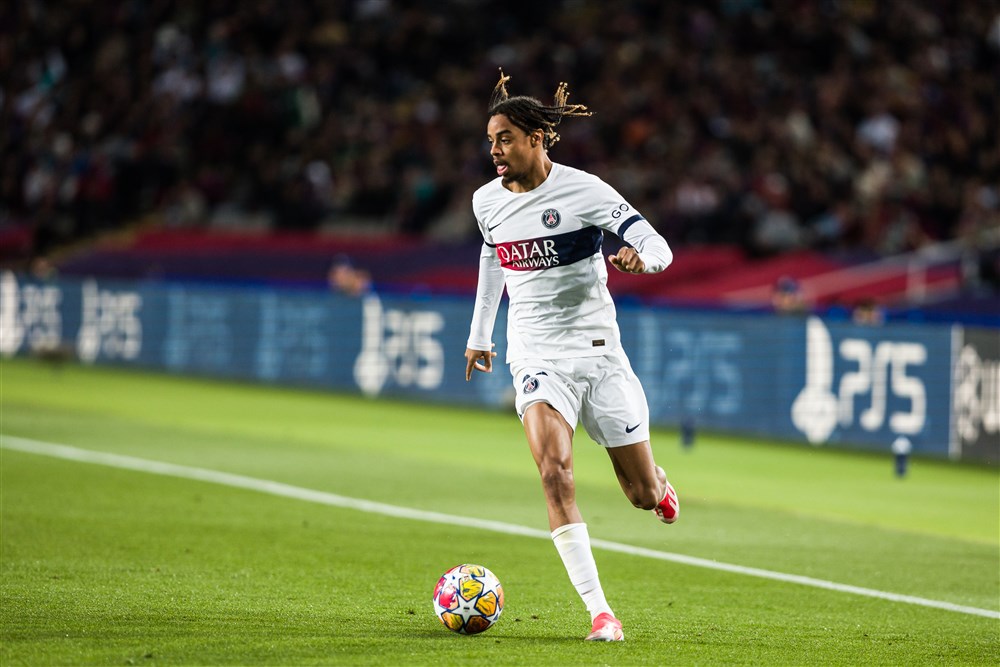 Dit voegt Barcola toe aan de omschakeling van PSG