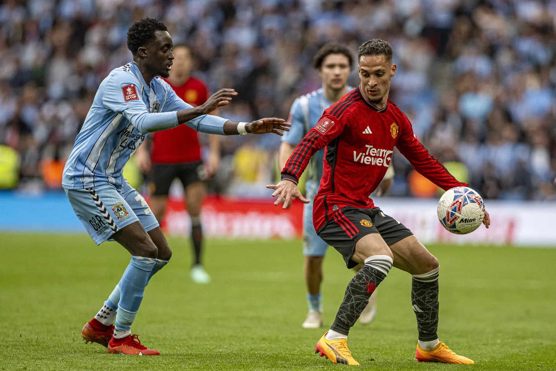 Antony komt met verklaring na opvallende actie in bekerduel