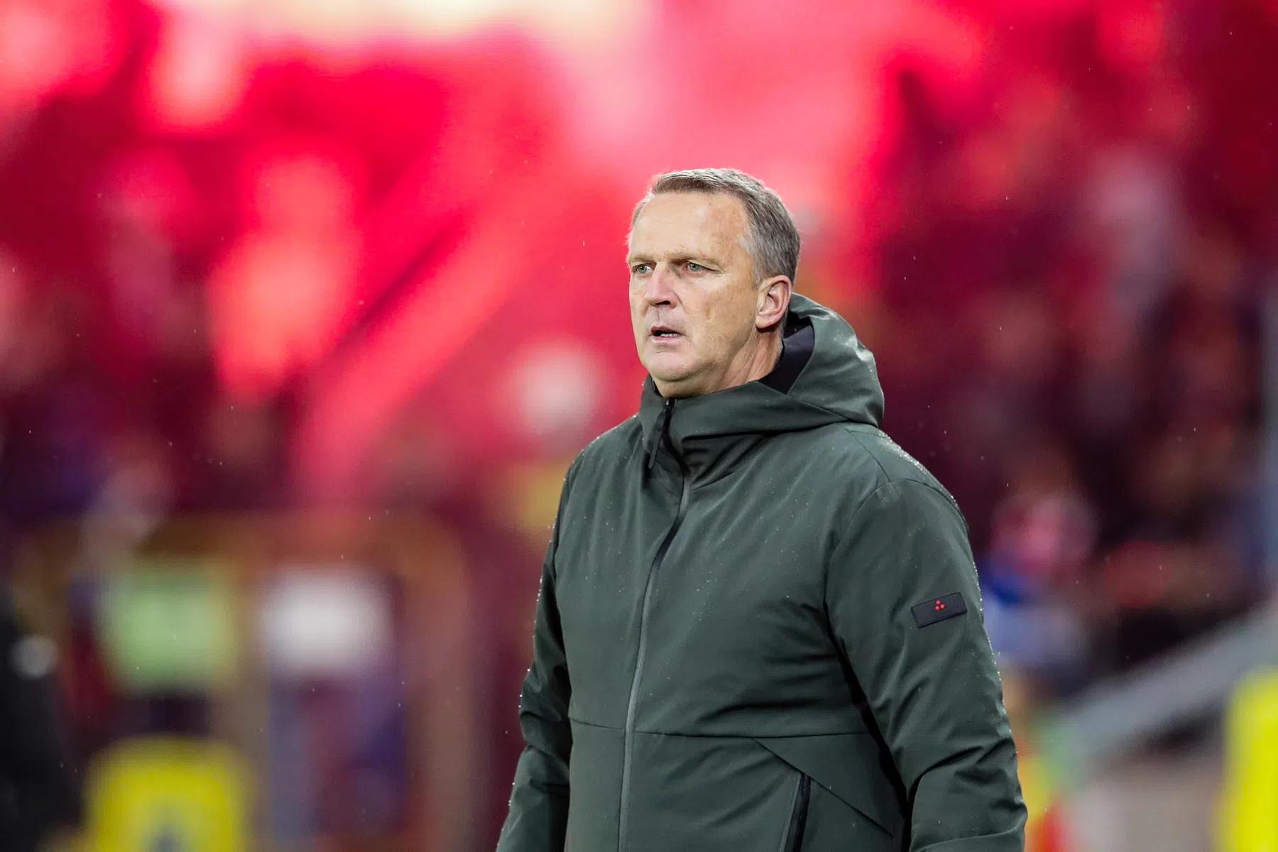 Vitesse en Van den Brom in gesprek, maar terugkeer nog geen zekerheid