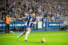 Thumbnail for article: Waarom Porto graag 10 miljoen aan Ajax betaalt voor Conceição