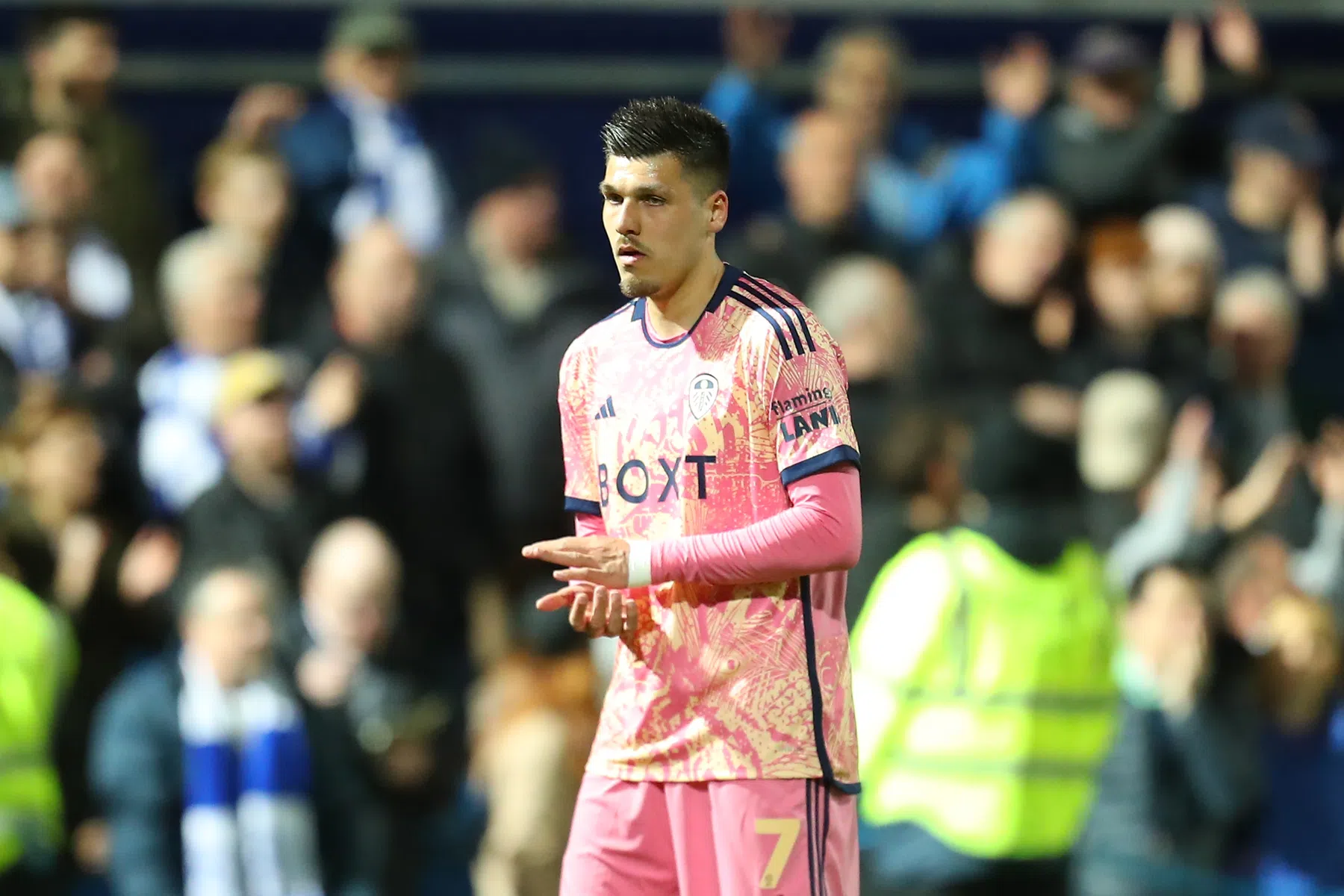 Forse kritiek op zwalkend Leeds, onzichtbare Piroe krijgt cijfer 1