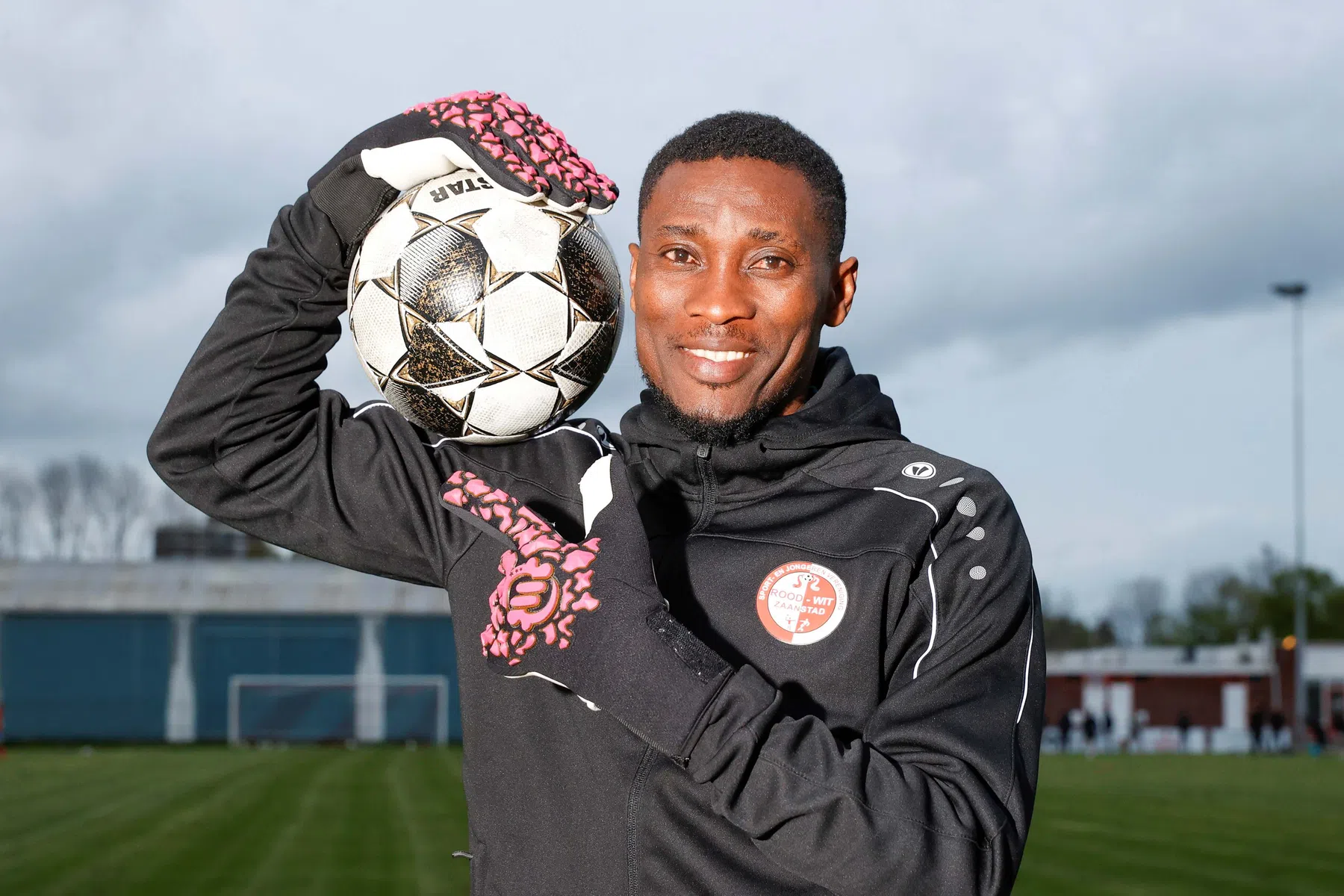 Een WK-keeper in de Vierde Klasse: 'Mensen weten niet wie ik ben'