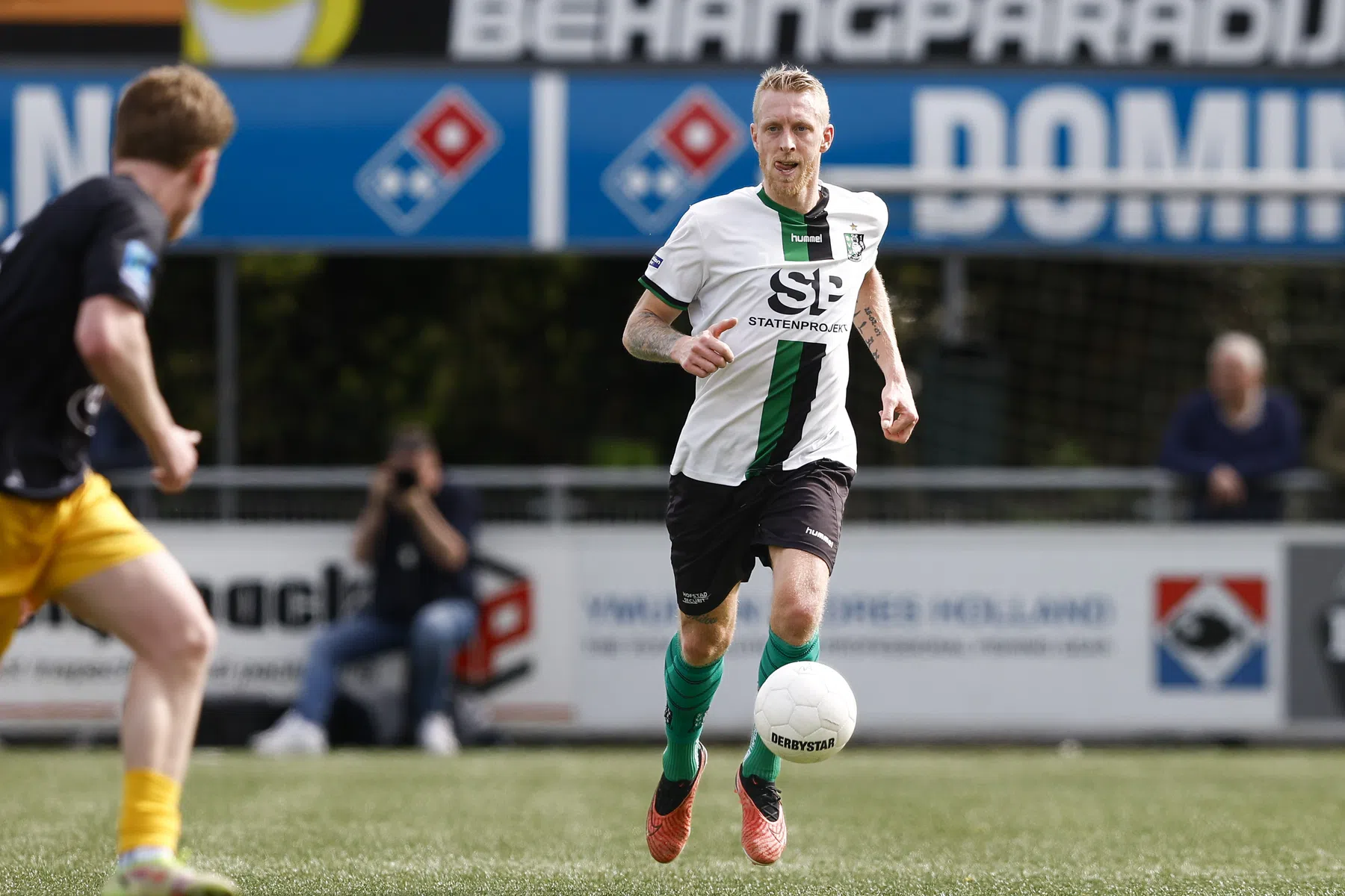 Opvallend: Immers (37) emigreert met gezin naar Spanje