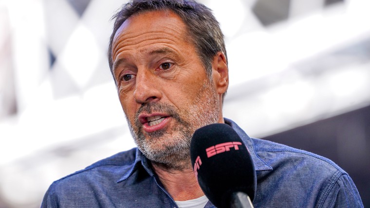 Ajax in gesprek met Van 't Schip over andere rol bij de club