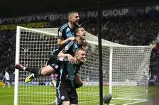 Thumbnail for article: Ontketende Vardy bezorgt Leicester ook nog de titel