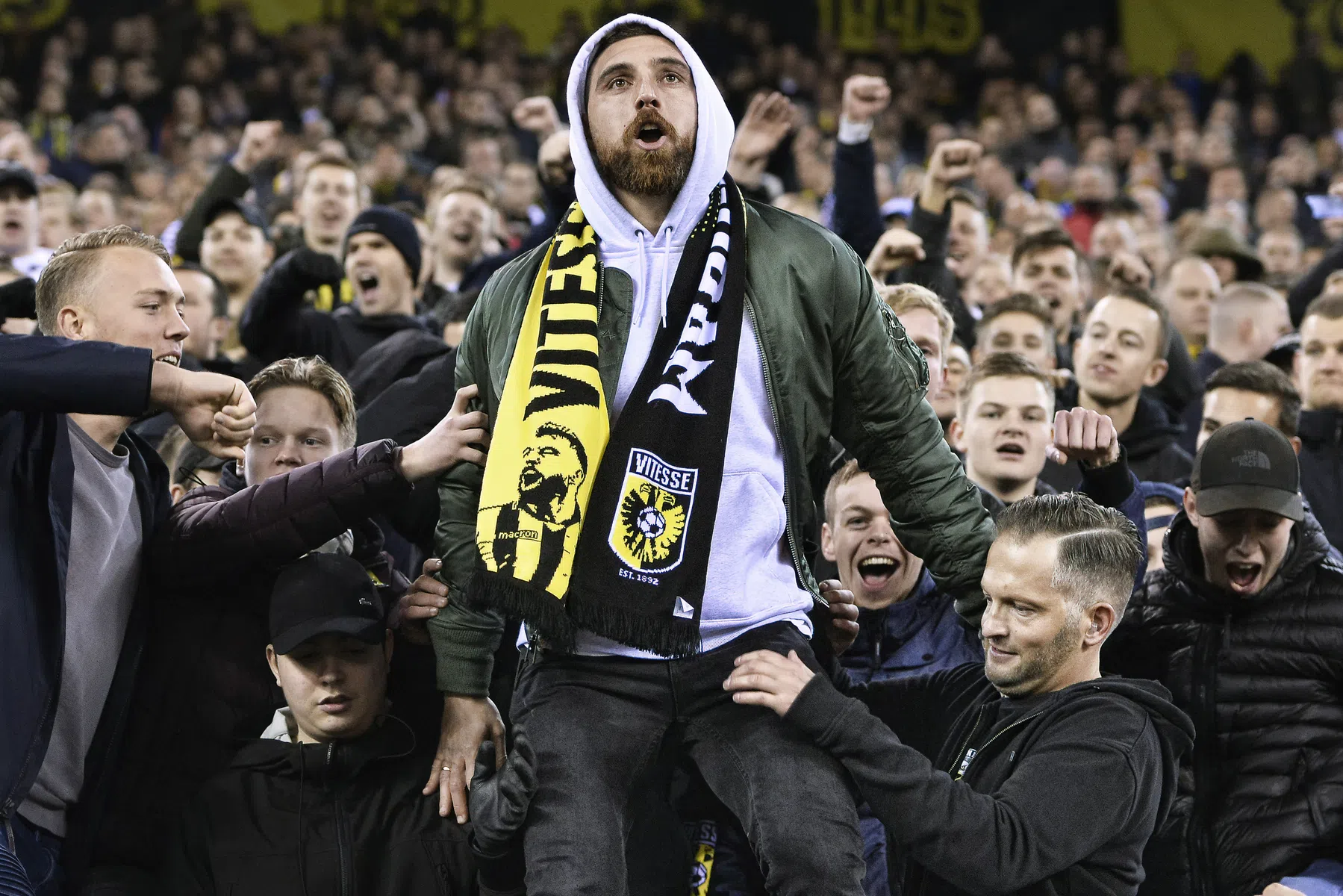 Van Openda tot Kashia: voormalig spelers steunen crowdfunding Vitesse