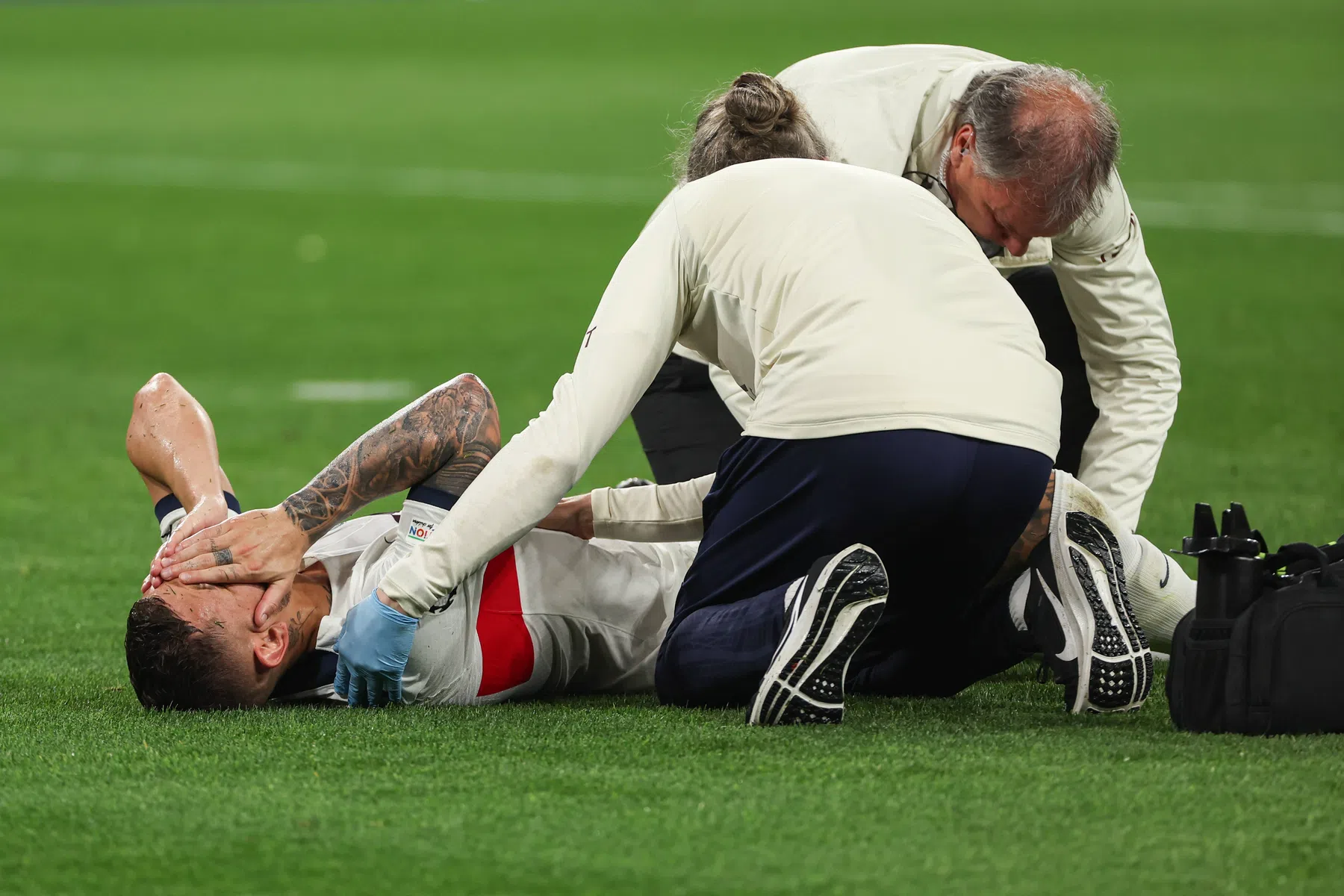 Persoonlijk drama voor Hernández: Franse verdediger moet EK missen