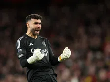Thumbnail for article: Arsenal-keeper Raya treedt in voetsporen Van der Sar