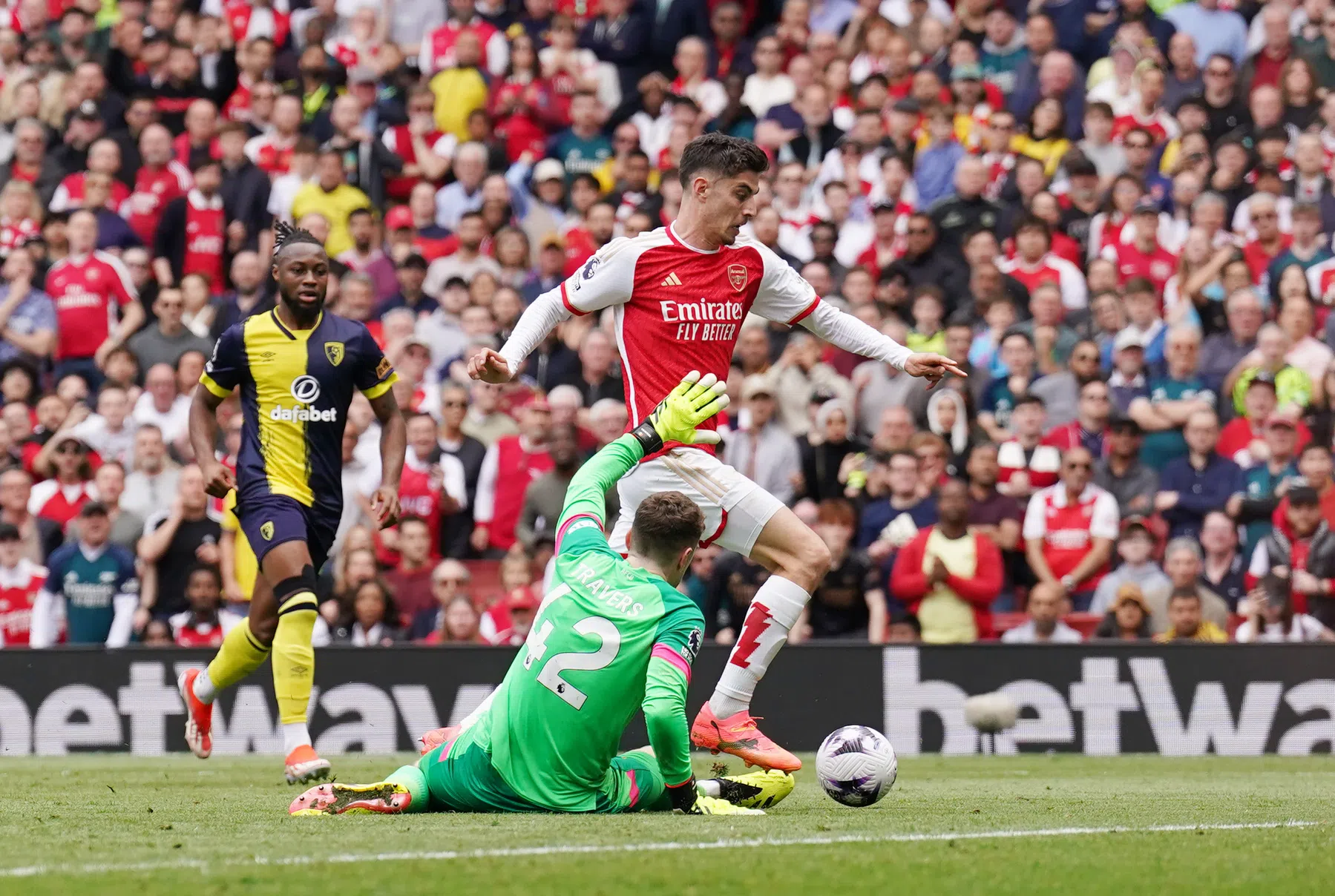 VAR-controverse na zege Arsenal: 'Schwalbe van Havertz'