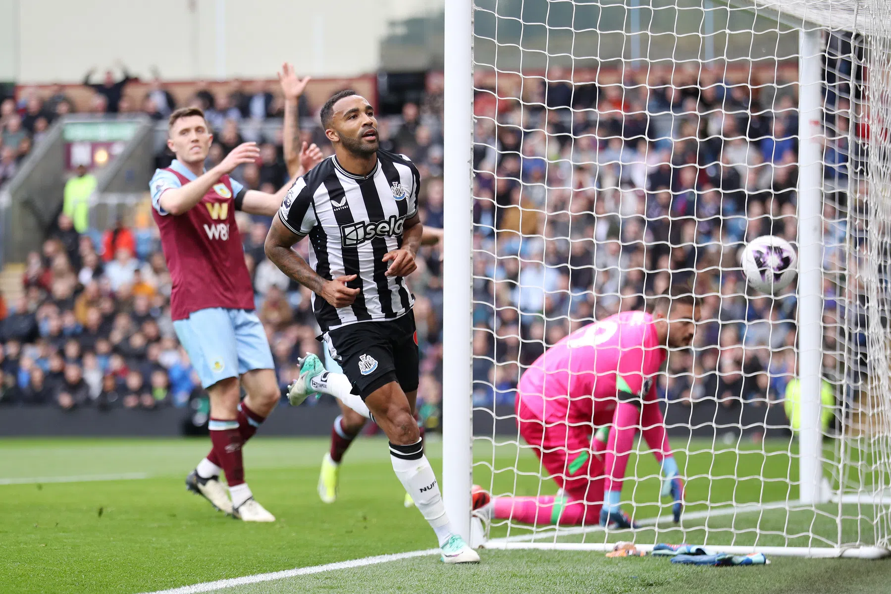 Burnley week na stunt bij Man Utd op rand van afgrond