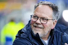 Thumbnail for article: Glunderende Henk de Jong vertelt over zijn bezoek aan Liverpool