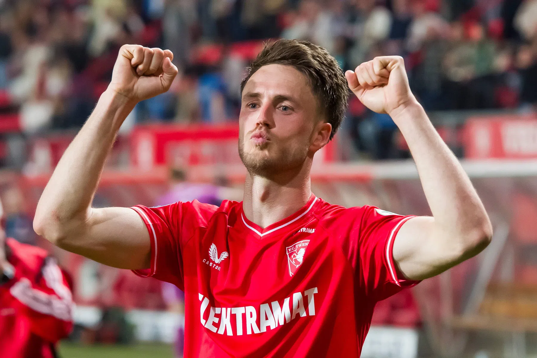'Onmeunig trotse' Van Wolfswinkel hakt knoop door over toekomst