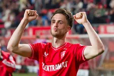 Thumbnail for article: 'Onmeunig trotse' Van Wolfswinkel hakt knoop door over toekomst