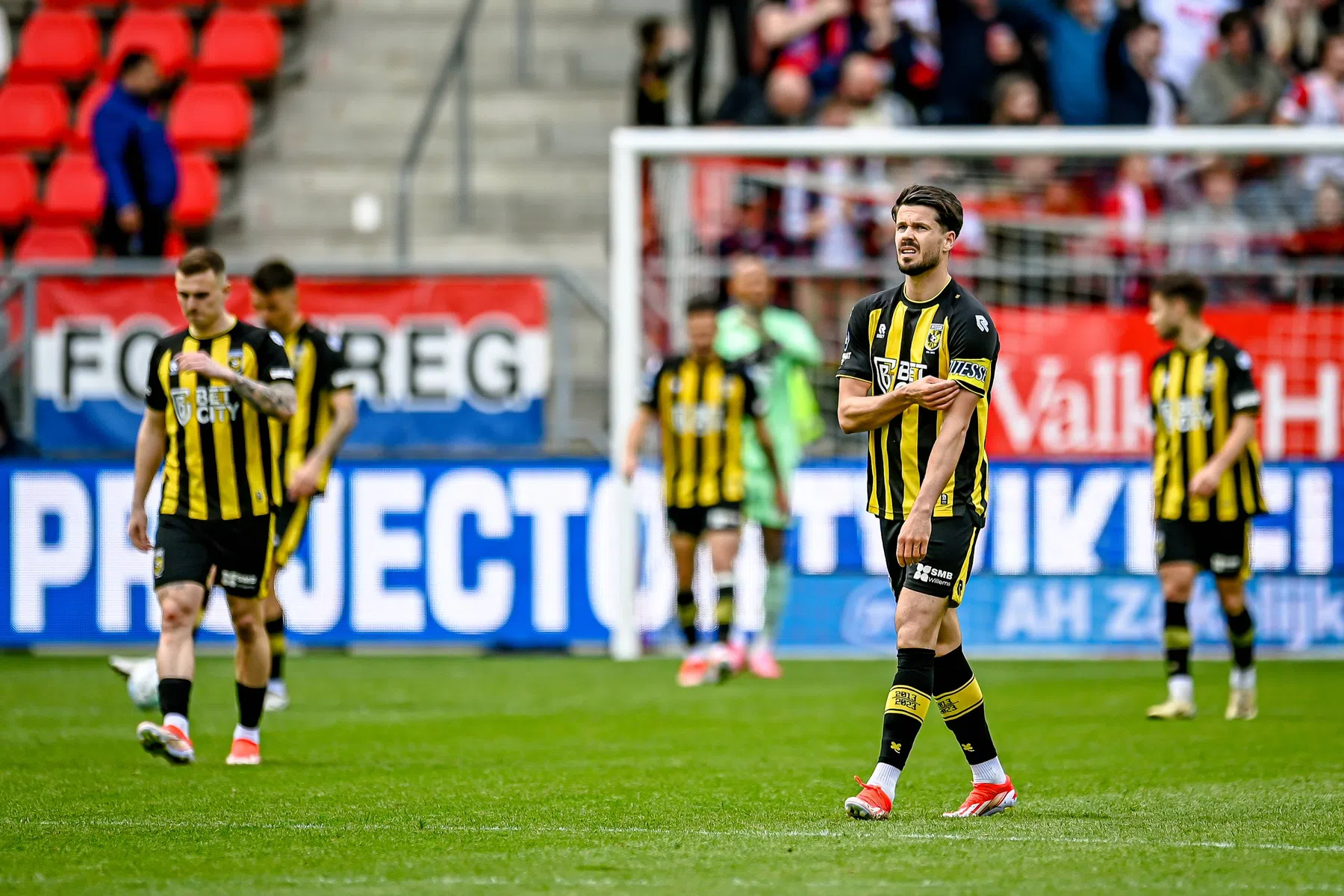 Vitesse stoot RBC van de troon en is slechtste Eredivisie-ploeg ooit