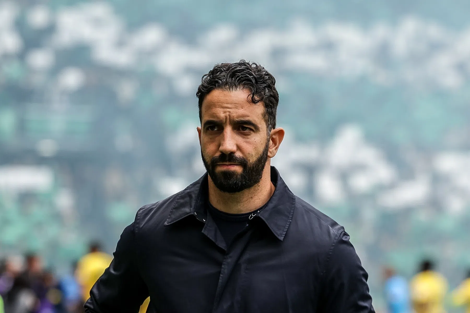 Kampioen Amorim speelt met Sporting-fans: 'Snel, ik moet een vliegtuig halen'