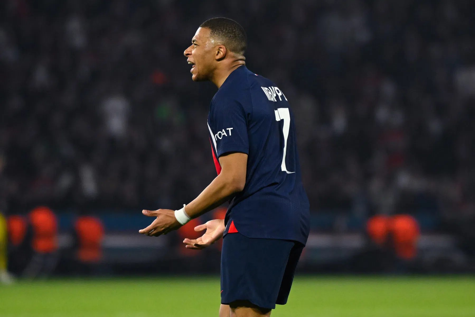 Uitgeschakeld PSG vestigt ongewild Champions League-record 