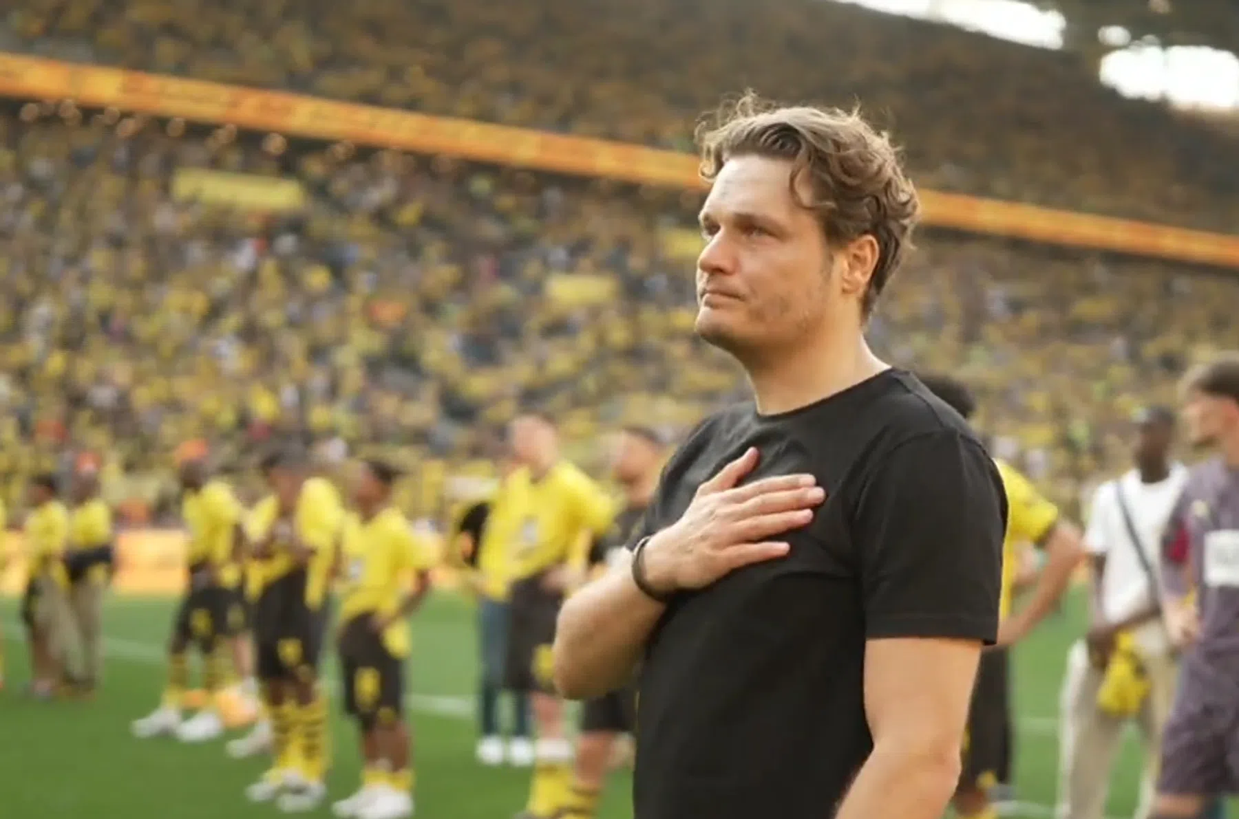 De tranen van Terzic: de BVB-fan die de Gelbe Wand een belofte deed