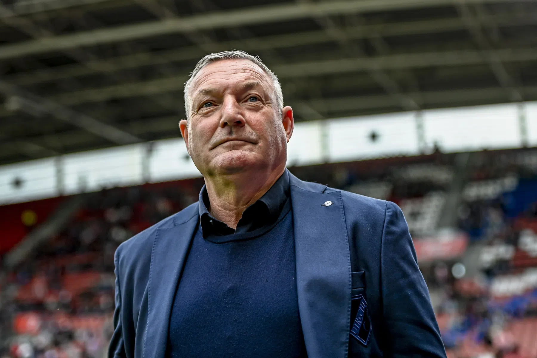 Jans tipt Ajax in zoektocht: 'Loopt een hele interessante trainer rond'