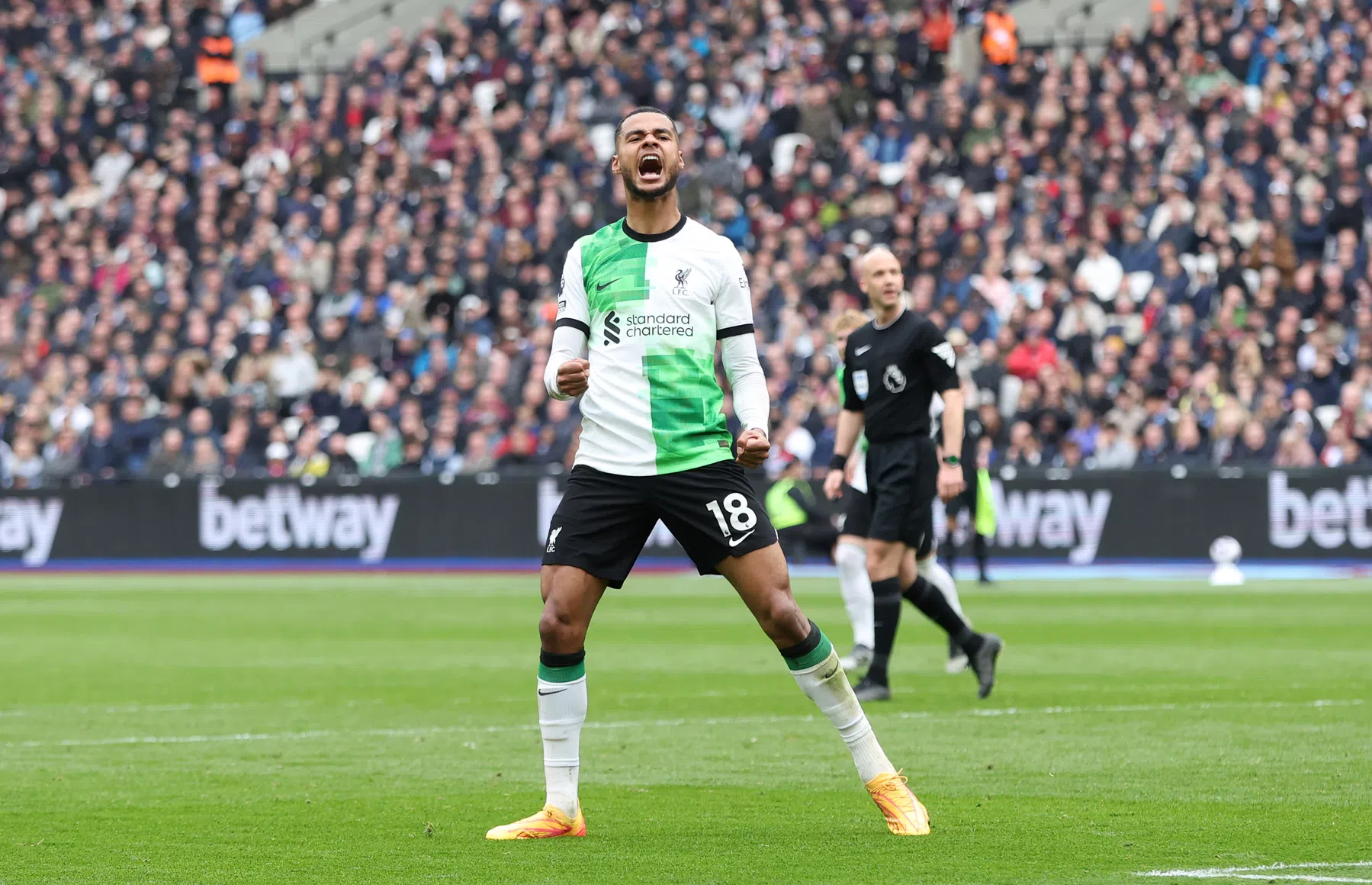 Gakpo krikt moyenne op, toegezongen Klopp deelt 'vijf punten' uit