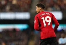 Thumbnail for article: Varane bevestigt vertrek bij Man Utd en heeft naar verluidt diverse opties