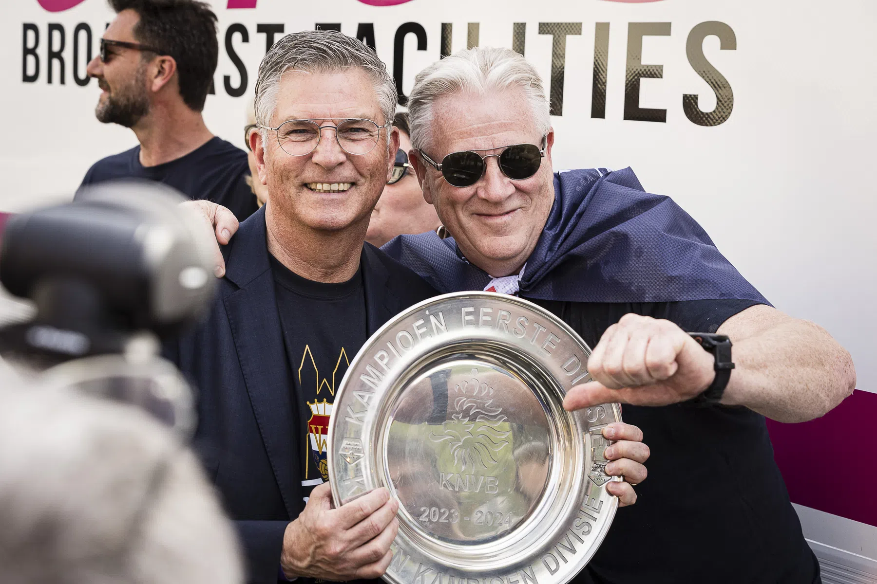Van Geel treedt na afscheid bij kampioen Willem II toe tot Eredivisie CV