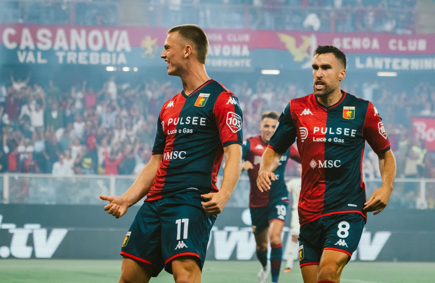 Strootman vergelijkt Gudmundsson met Salah: 'Kan de wereldtop halen'