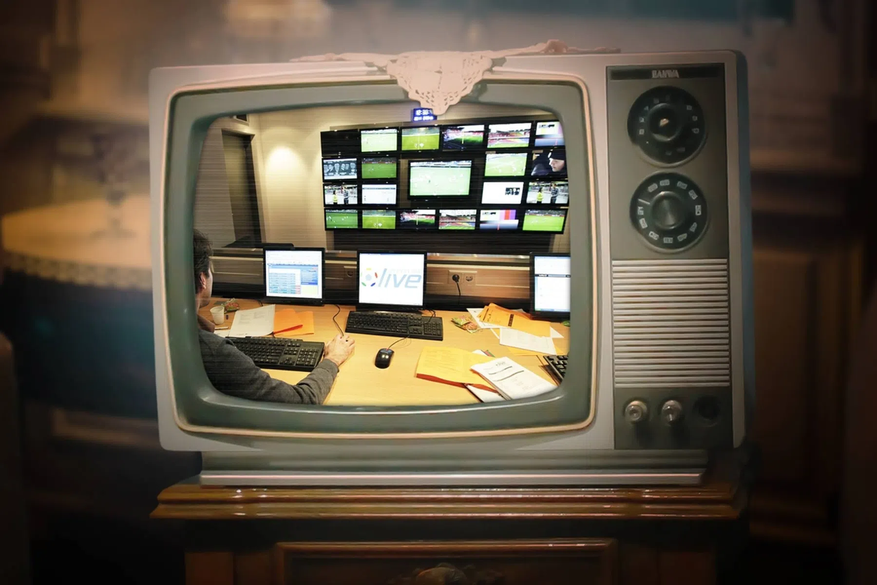 Voetbal op tv: schakelkanaal Eredivisie en Premier League op open net