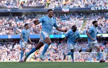 Thumbnail for article: Manchester City schrijft historie met titel: unieke suprematie in Engeland