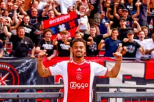 Thumbnail for article: Rensch weerlegt geruchten over Ajax-exit: 'Wilde de fans bedanken'