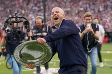 Thumbnail for article: De mooiste prijs van Arne Slot bij Feyenoord is geen beker of een schaal
