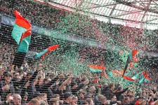 Thumbnail for article: Supporterscollectief in actie: 'Voetbal moet volkssport blijven'