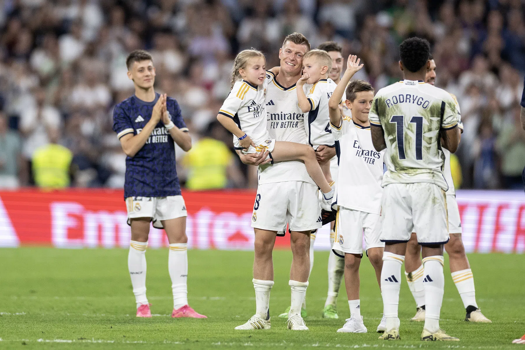 Kroos vocht tegen tranen: 'Maar toen zag ik mijn kinderen'