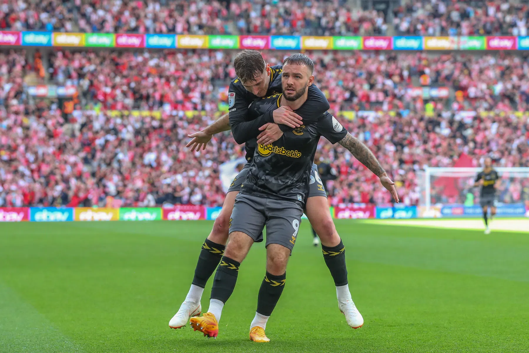 Southampton houdt Piroe en Summerville van jackpot af op zinderend Wembley