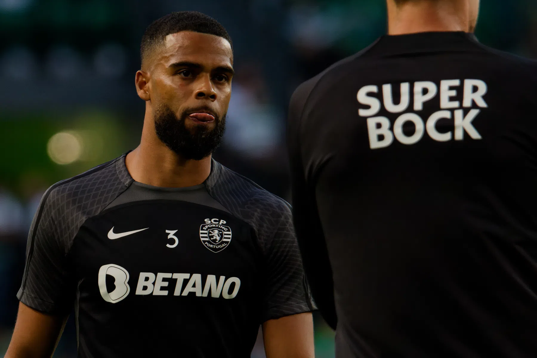 Rood voor scorende St. Juste kost Sporting tweede prijs
