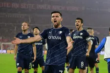 Thumbnail for article: Krankzinnige ontknoping: Bochum herrijst en blijft in Bundesliga