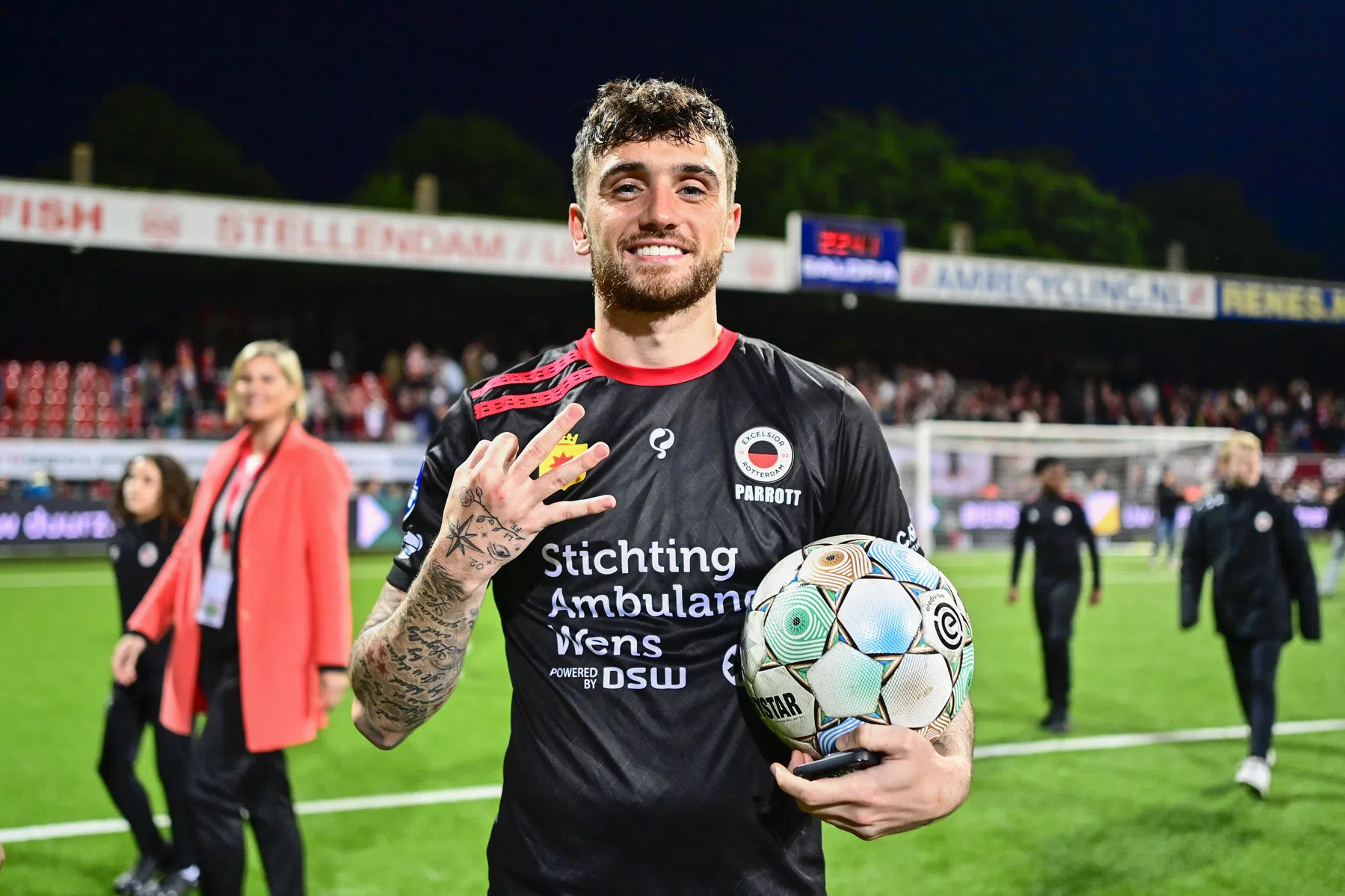 Troy Parrott over zijn eerste hattrick, de play-off-finale en zijn toekomst