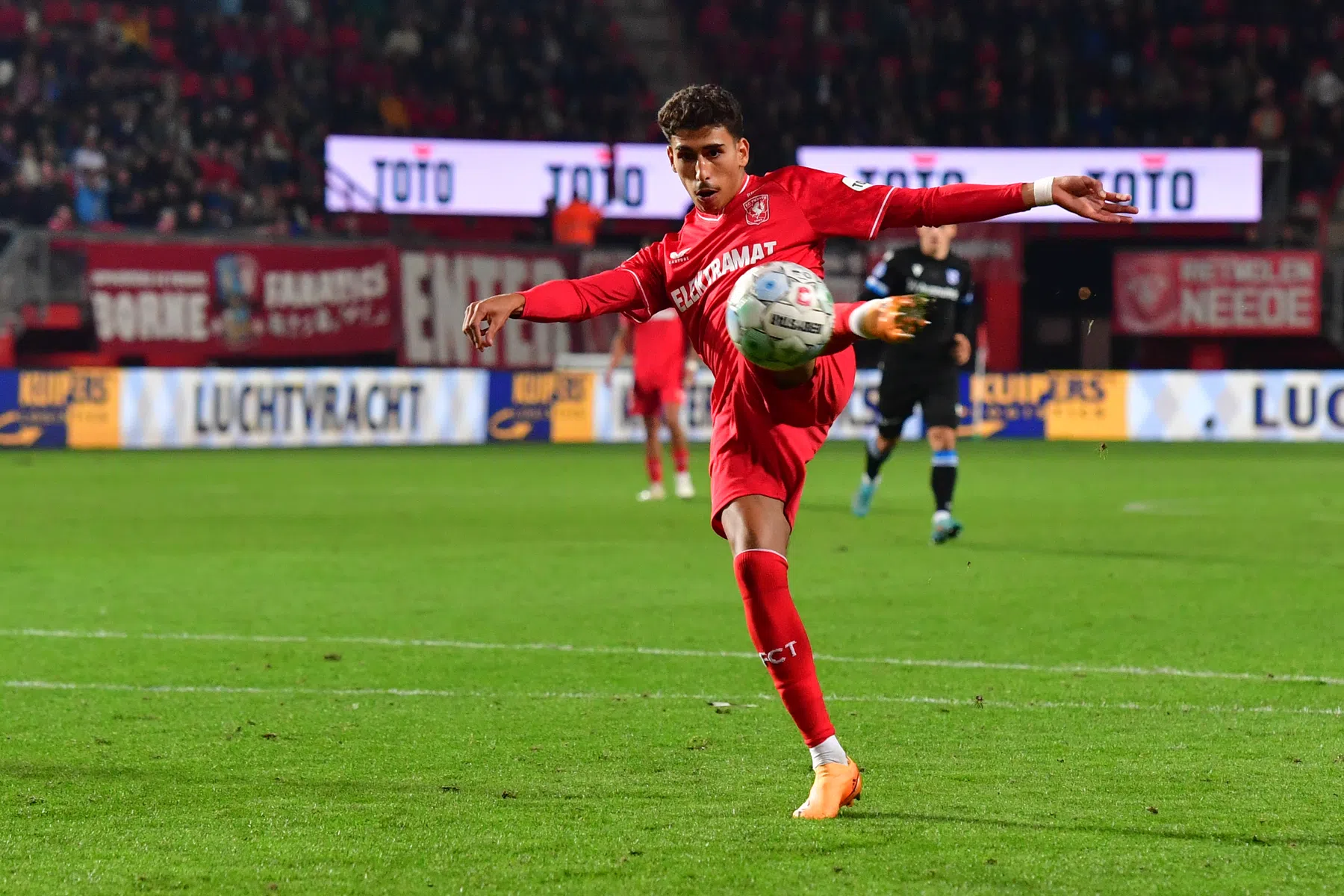 Gewilde Taha gaat voor zijn kans bij FC Twente 