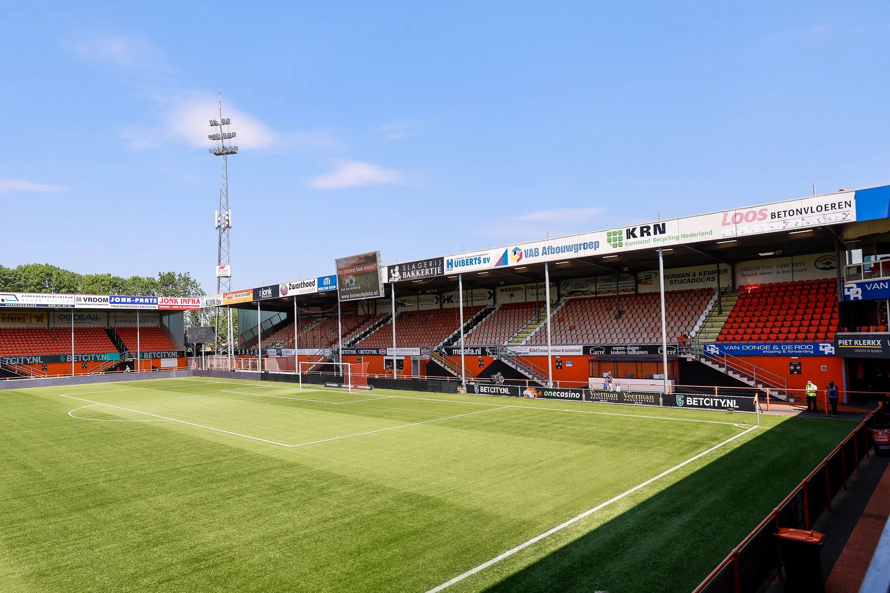 Flinke herstructurering bij onrustig FC Volendam