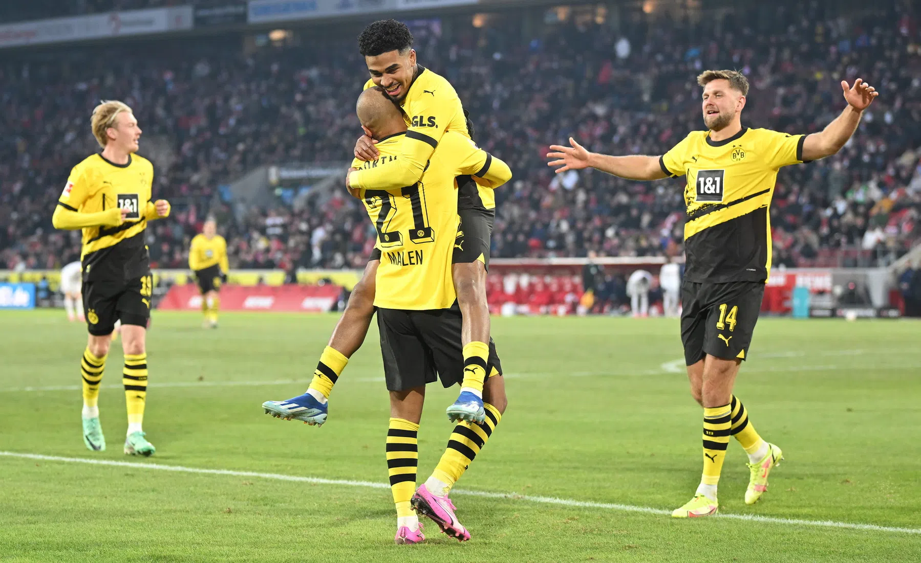 Maatsen en Malen kunnen zich bij select gezelschap voegen met CL-winst