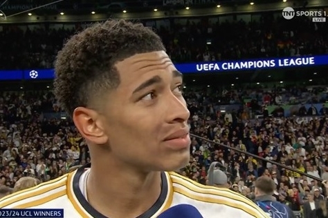 Bellingham vecht tegen tranen: 'Mooiste avond van mijn leven'