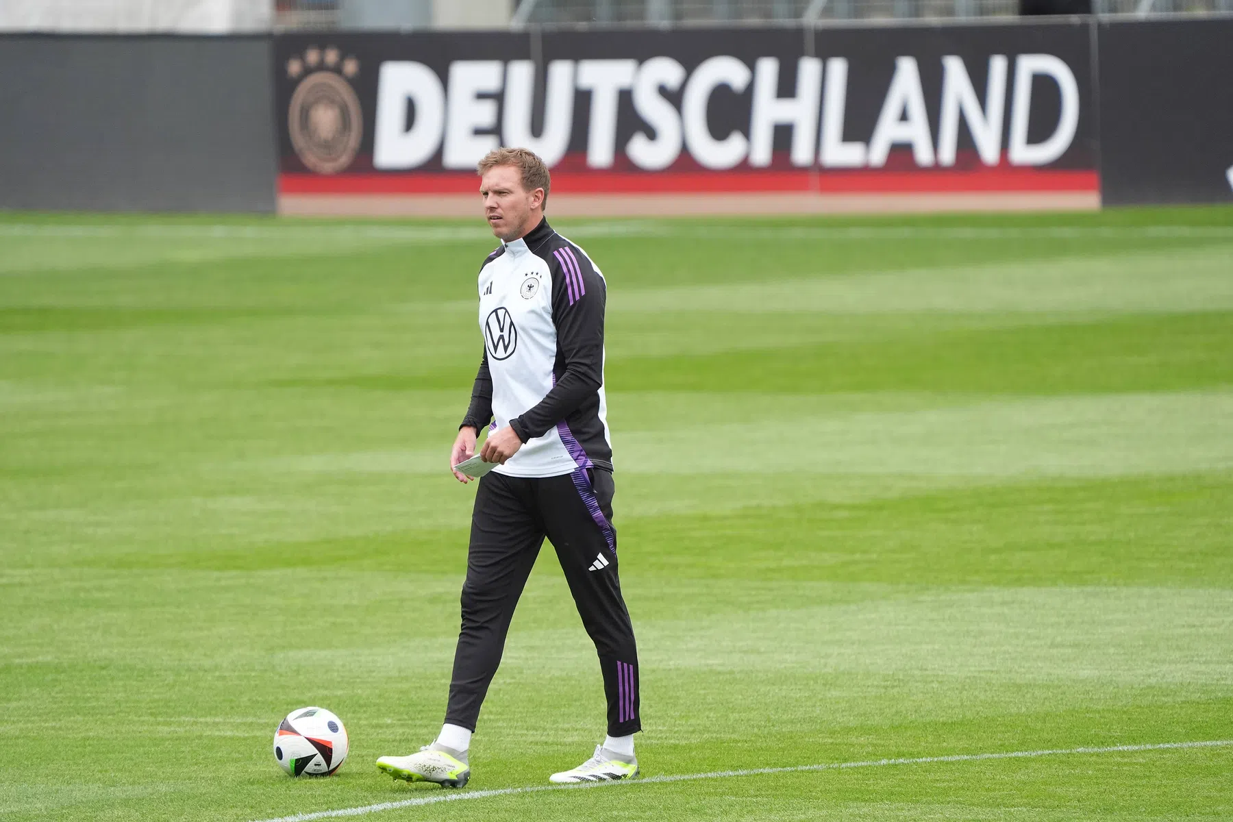 Duitsland in rep en roer na enquête: 'Dit is zo racistisch'