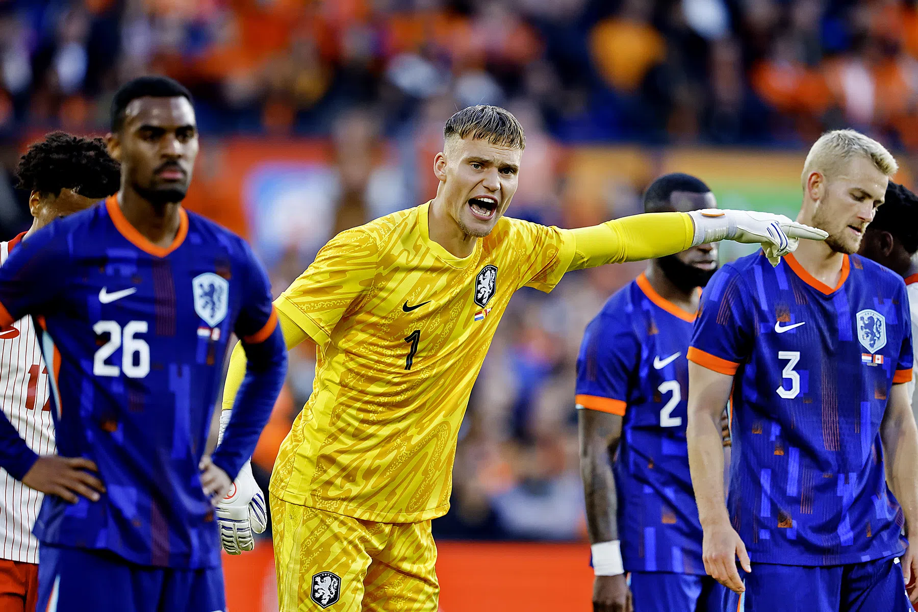 Verbruggen varieert als Oranje-doelman: 'Dat is wel een beetje hoe ik speel'
