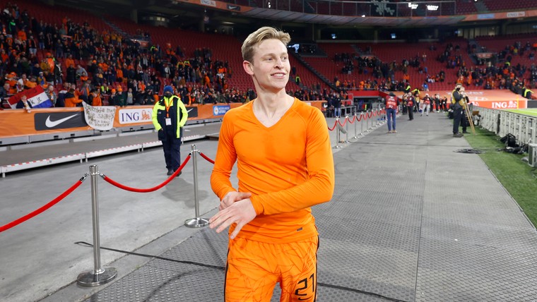Koeman houdt Frenkie de Jong ook bij de groep als hij eerste EK-duel mist