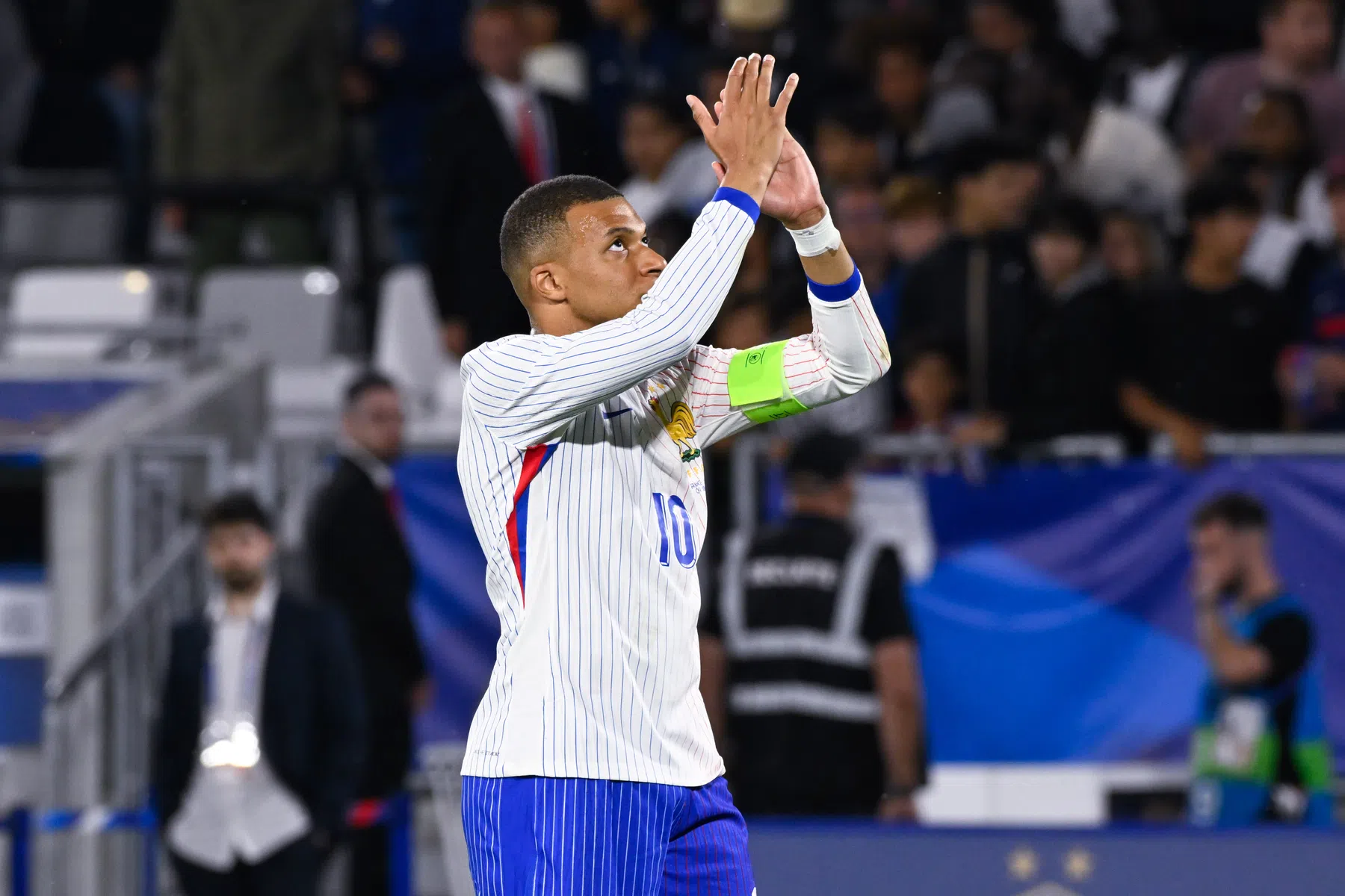 Mbappé geeft Frankrijk na teleurstellende remise toch reden tot optimisme