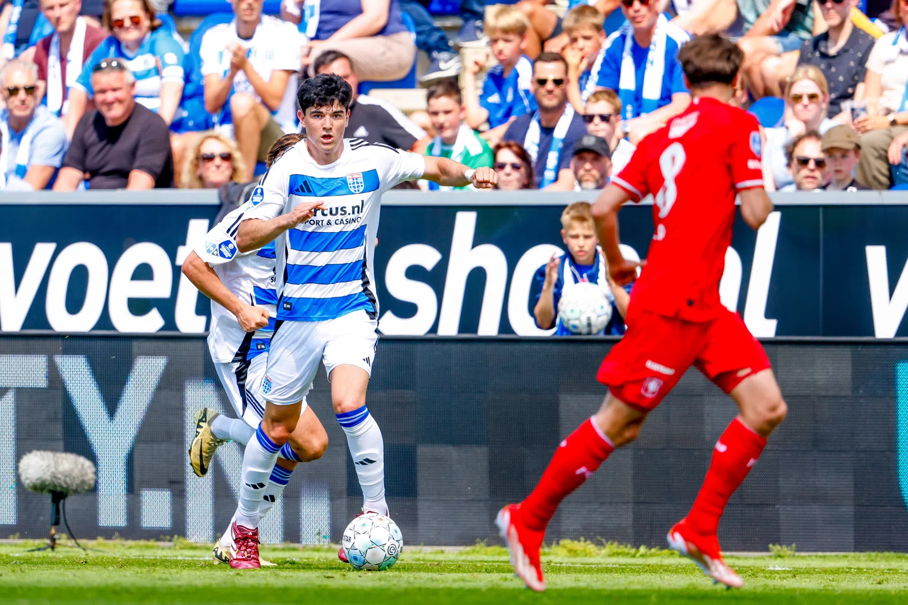 Engelse belangstelling voor PEC-verdediger Mac Nulty