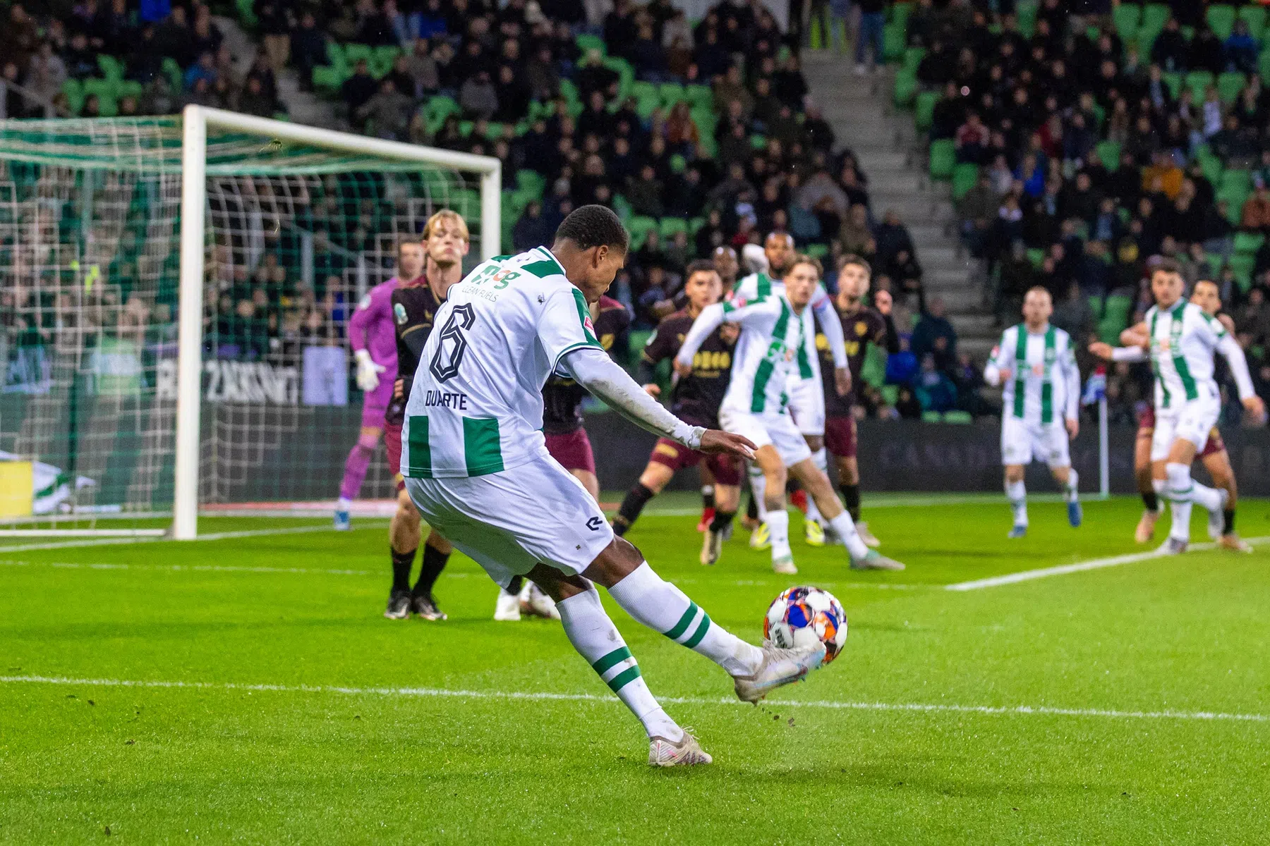 Duarte verslaat Ould-Chikh, Veerman en Janosek met Doelpunt van het Seizoen