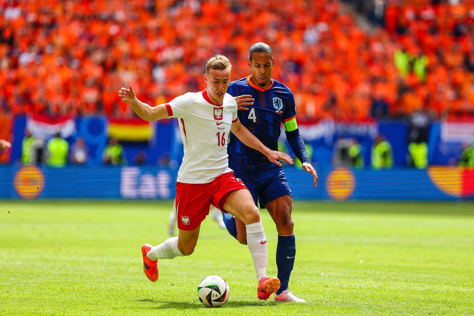 Opgeluchte Van Dijk nijdig over tegengoal uit standaardsituatie