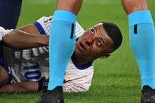 Thumbnail for article: Frankrijk wint na (on)gelukkige treffer maar heeft ook grote zorgen