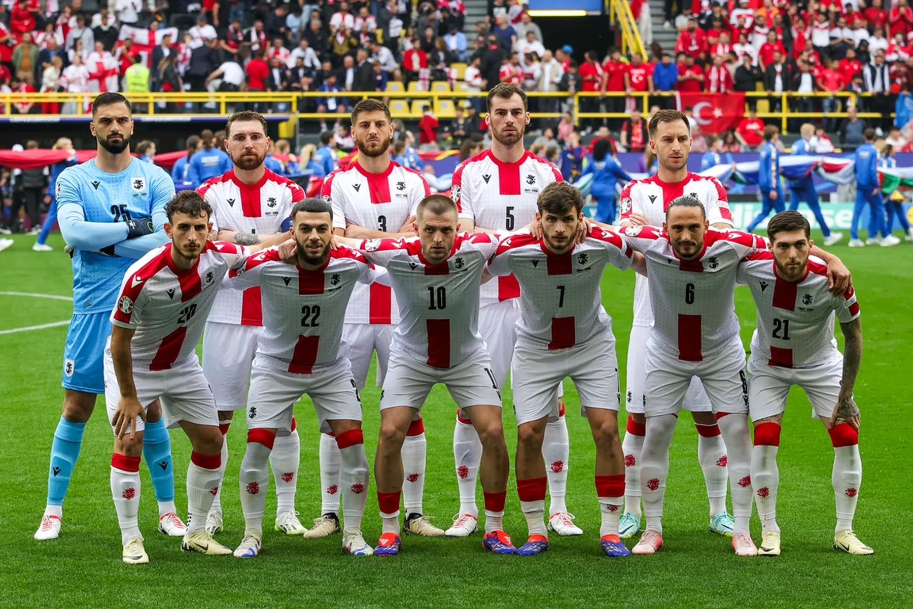 Jubelstemming bij Turken: 'Alsof we in Turkije speelden'