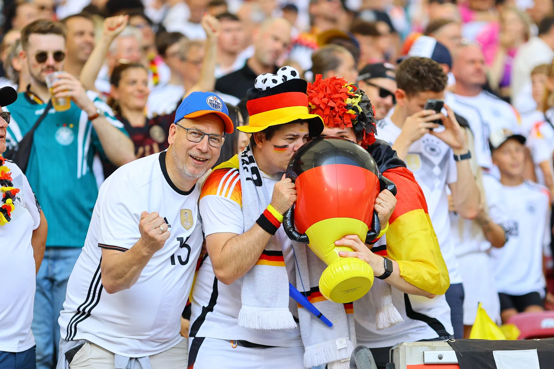 Sommer der Liebe: Duitsland gelooft in eindzege in nu al geliefd thuis-EK